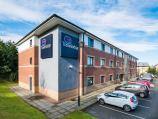 Dunfermline - Exterior