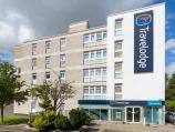 Dundee Strathmore - Exterior
