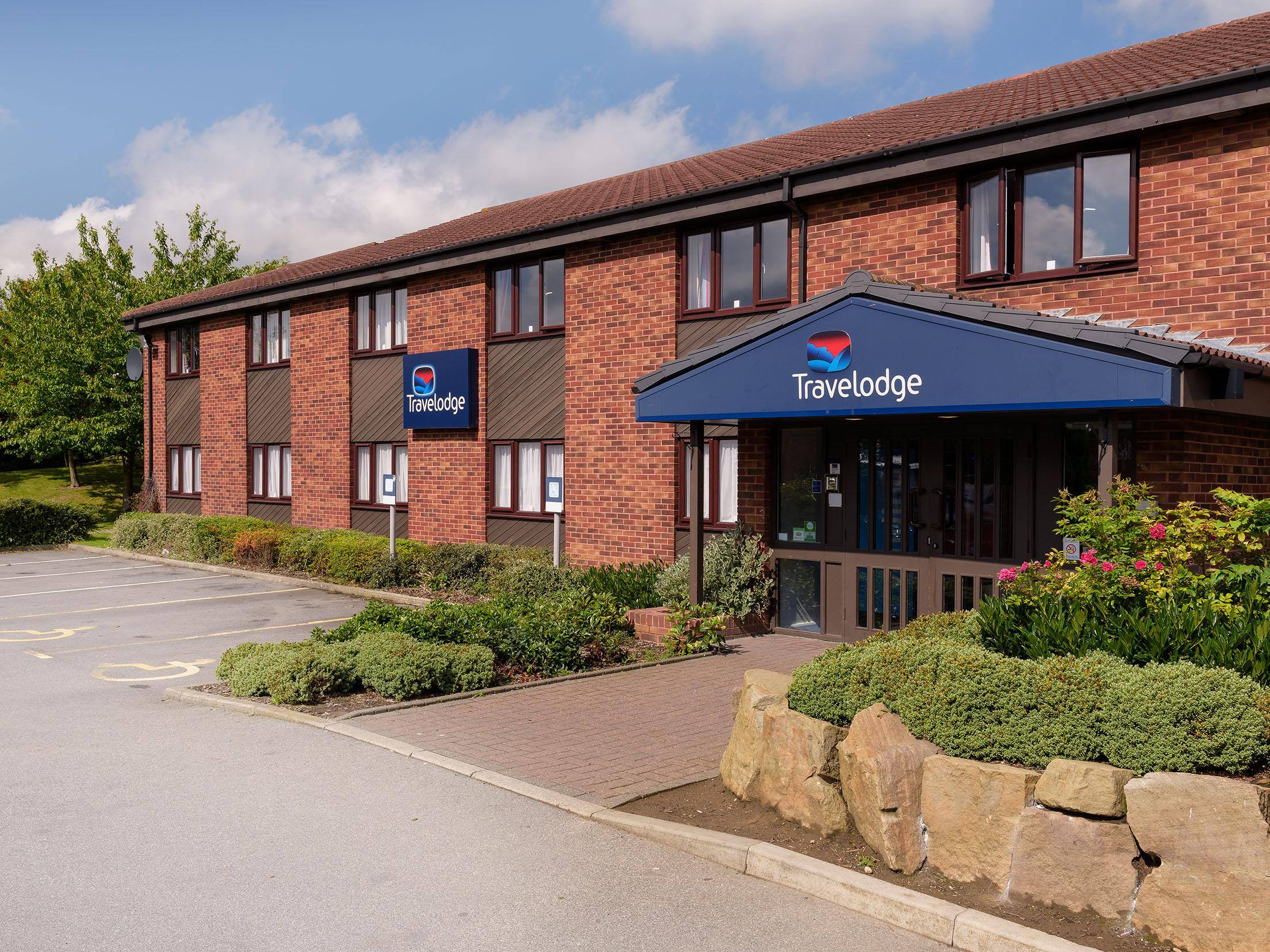 York Tadcaster - Exterior 