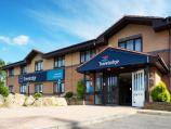 Newcastle Seaton - Exterior