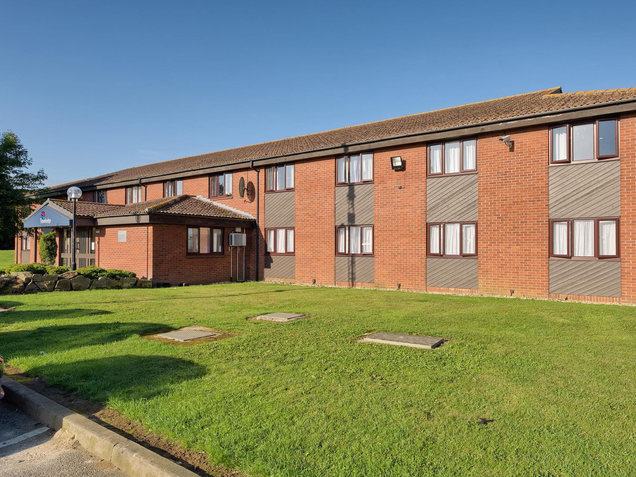 Sleaford - Exterior