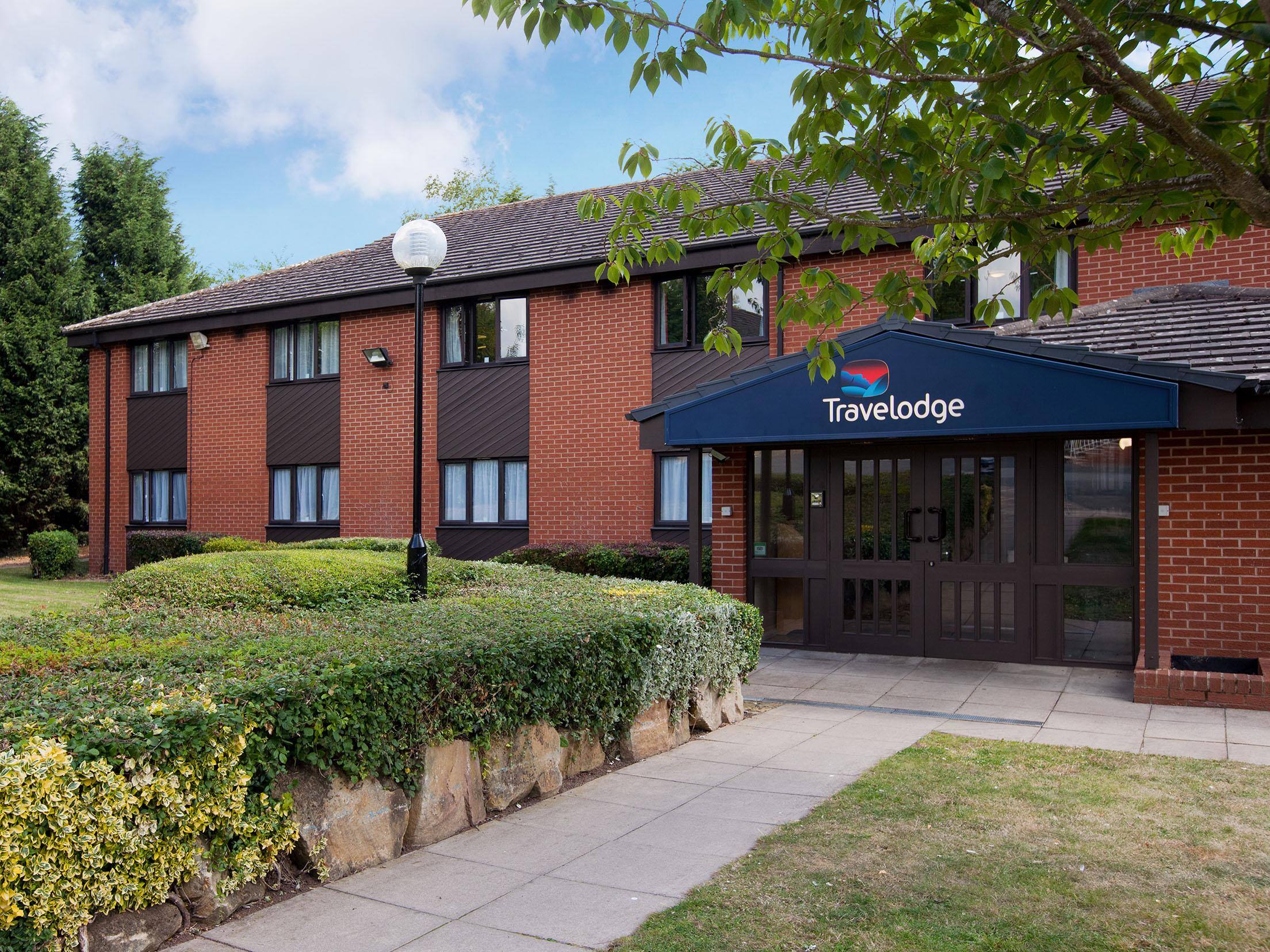 Hartlebury - Exterior