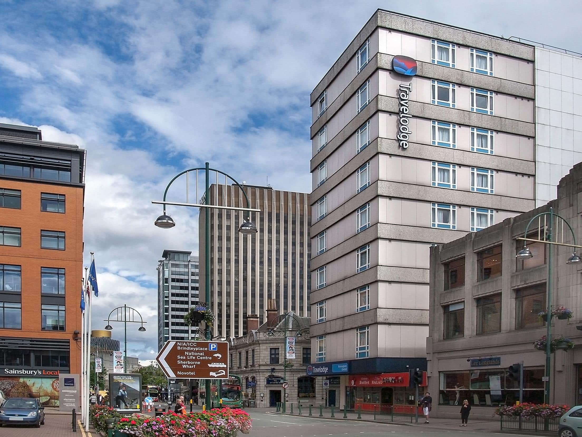 Birmingham Central - Exterior
