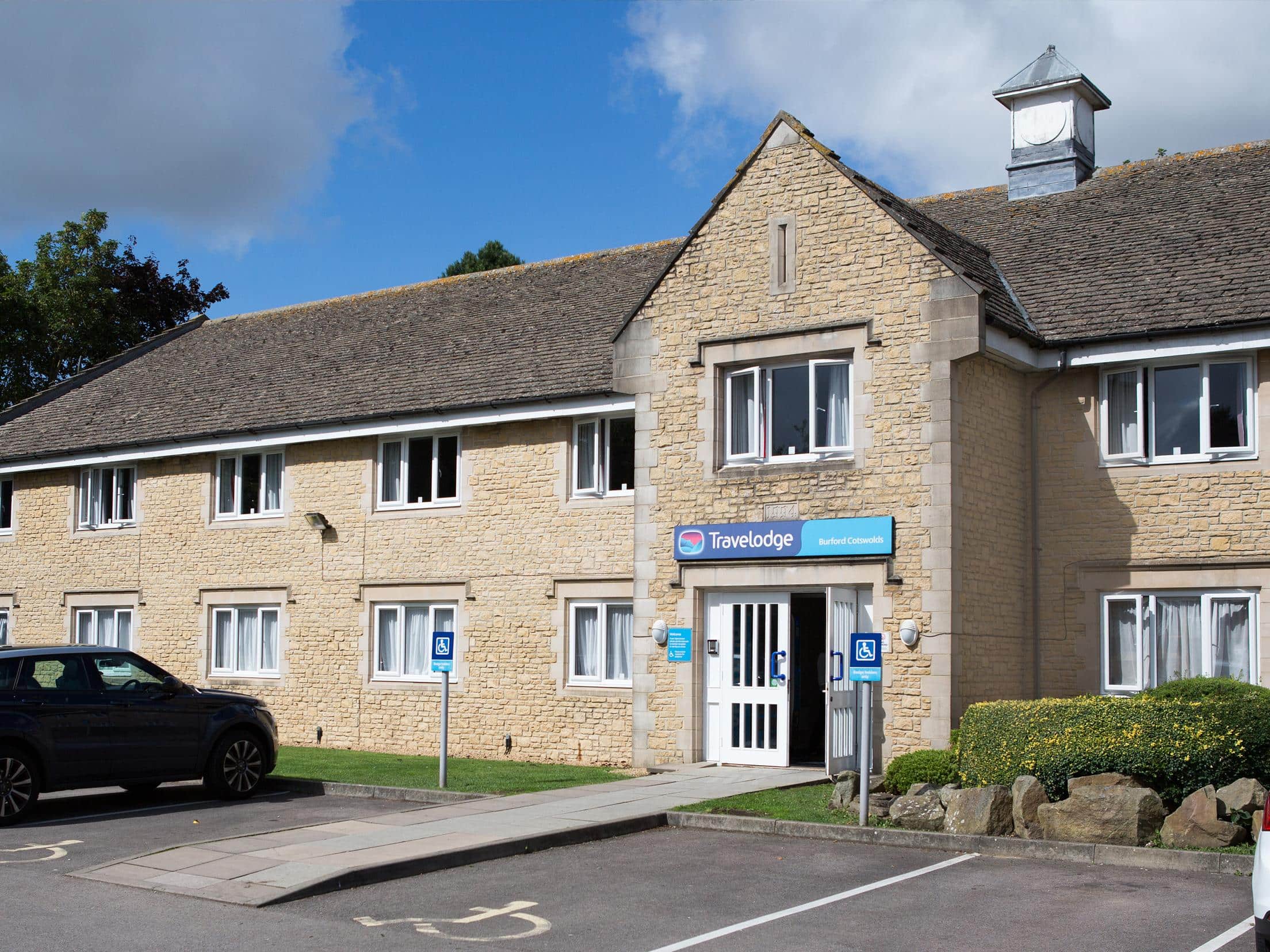 Burford Cotswolds - Exterior