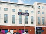Newbury London Road hotel exterior