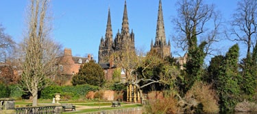 Lichfield Cathedral and Remembrance Gardens Lichfield Cathedral and Remembrance Gardens