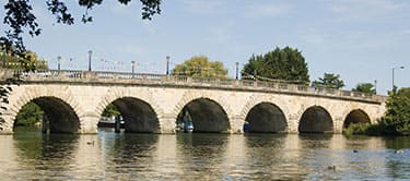 maidenhead bridge across the thames