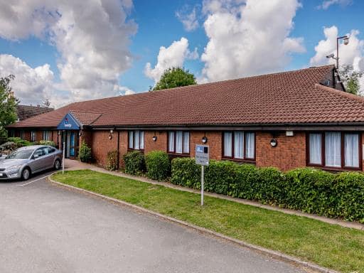 Travelodge Burton A38 Northbound