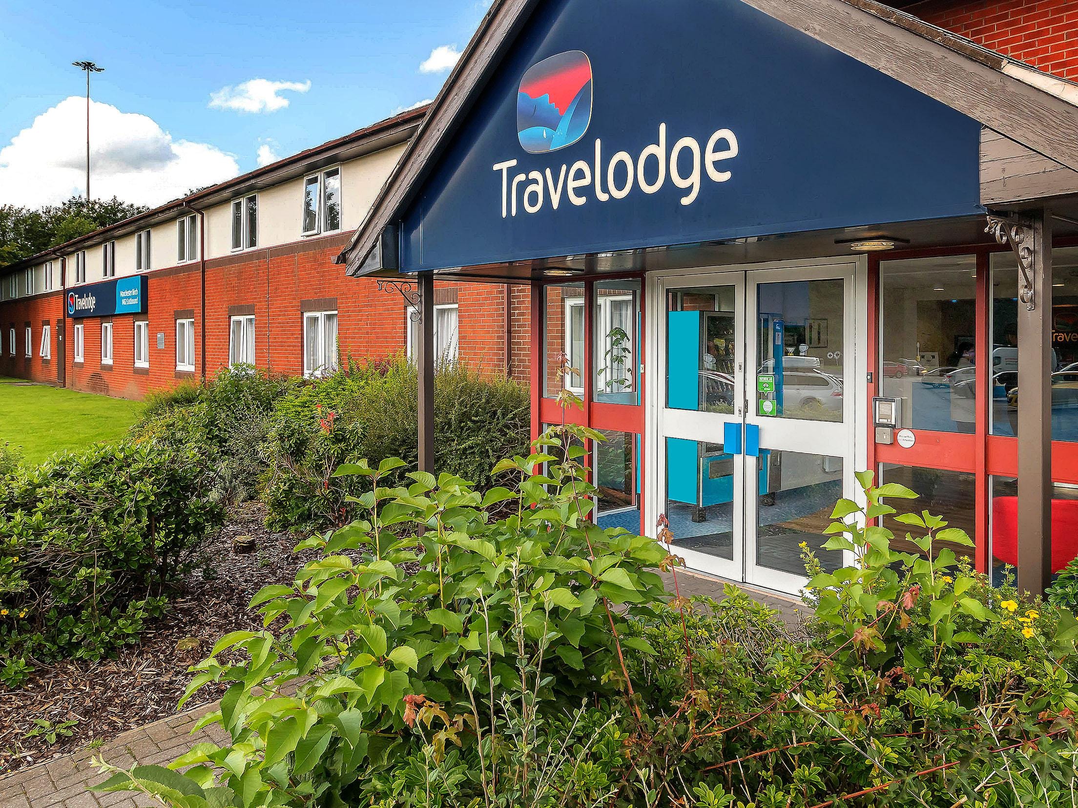 manchester central travel lodge