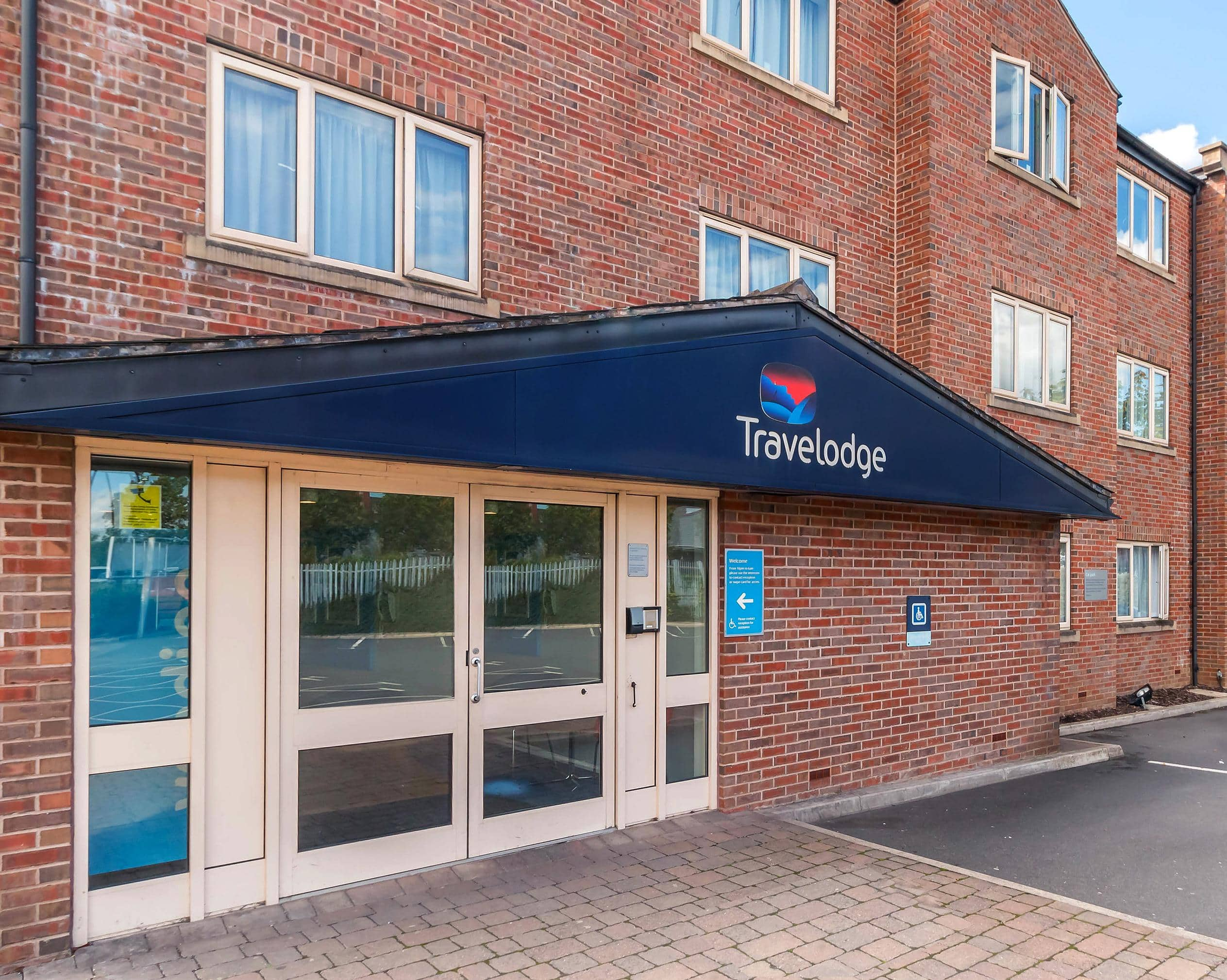 Oldham Hotel | Hotel in Oldham | Travelodge